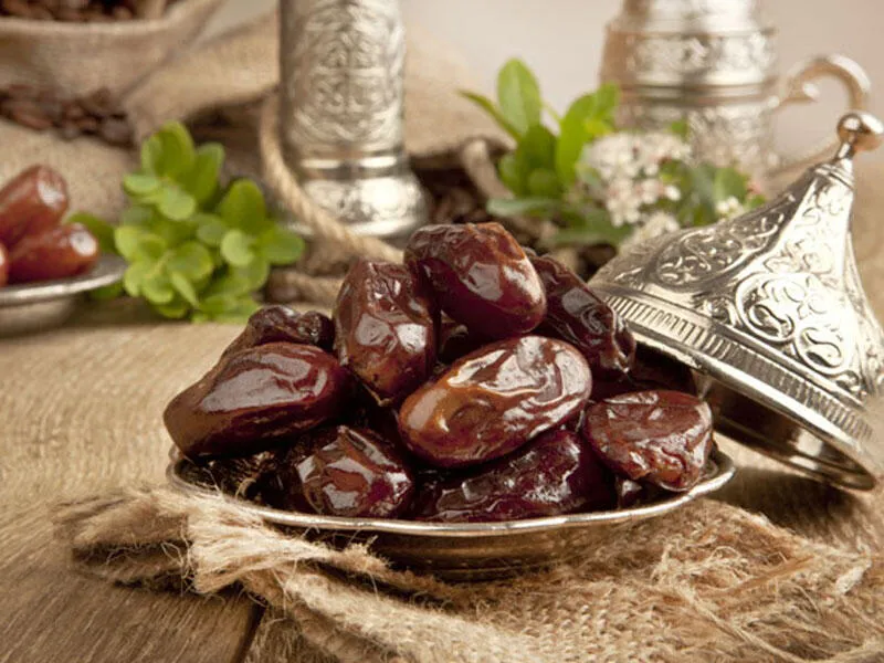 خرید خرمای مضافتی بم + قیمت عالی با کیفیت تضمینی