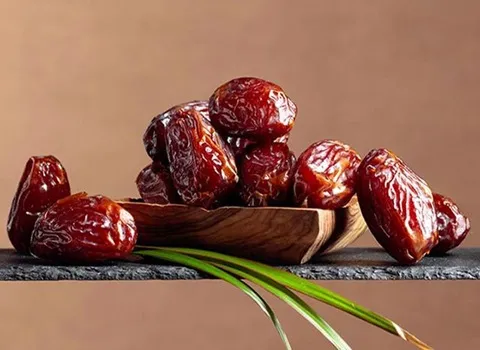 خرید جدیدترین انواع خرمای پیارم صادراتی